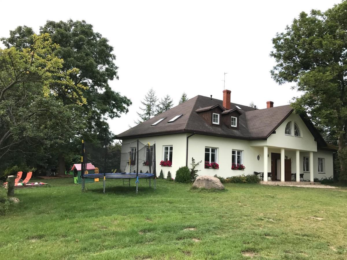 Dworek Debina - Idealny Dla Rodzin I Przyjaciol - Wspolna Sala Do Biesiadowania , Plaza Przyjazna Psom Kültér fotó